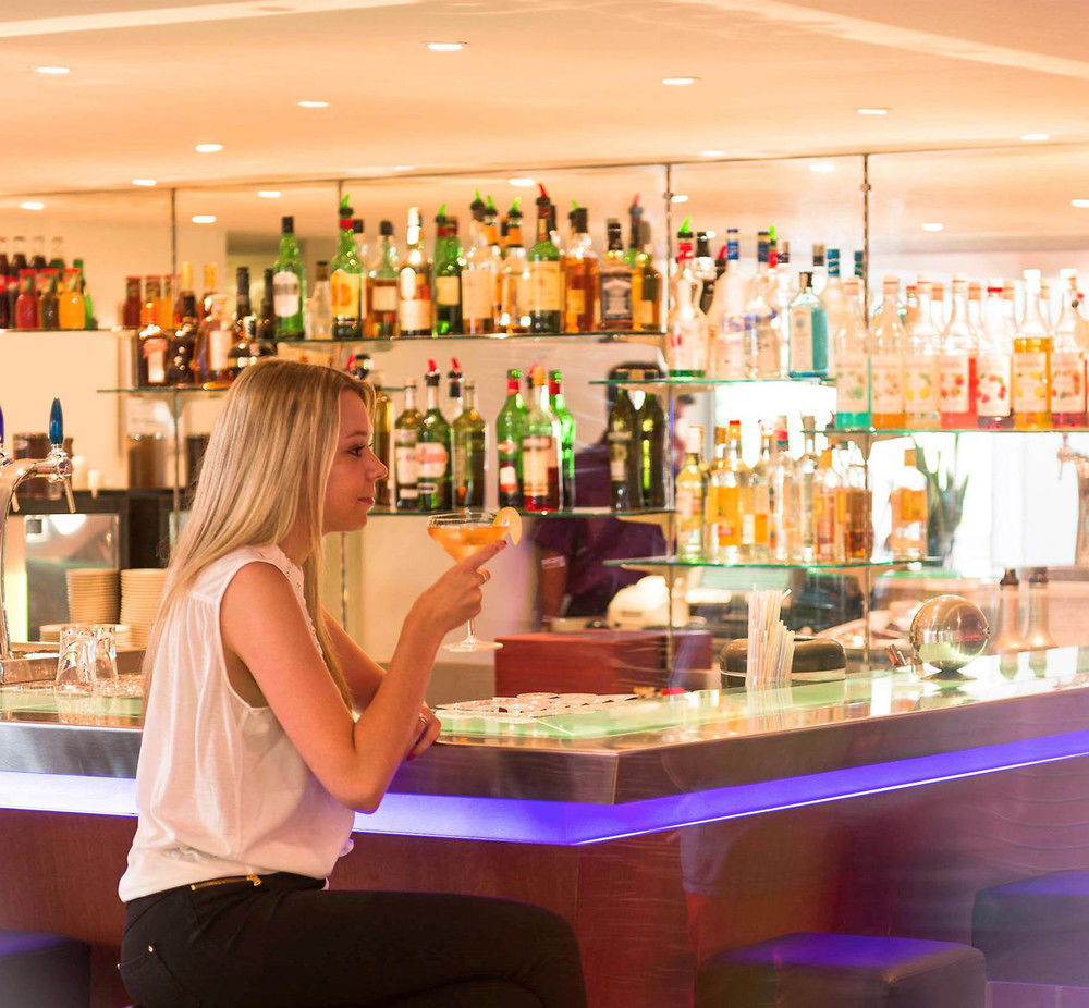 Novotel Nice Aeroport Cap 3000 Saint-Laurent-du-Var Dış mekan fotoğraf